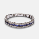 Diamond Pave Scales Stretch 18kt white gold bracelet with sapphires and diamonds