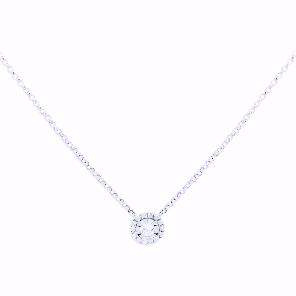 ROUND HALO SET DIAMOND PENDANT NECKLACE